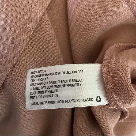 UNIVERSAL THREAD Pink Tie Front Top/Blouse NWT Medium - Picture 5 of 7